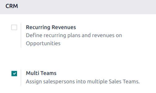 La pagina delle impostazioni dell'app CRM con l'impostazione Team multipli attiva.